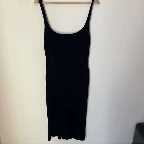 NWT Divided H&M Women’s Size Large Ribbed Black Dress Sleeveless High Side Slits - Picture 1 of 6